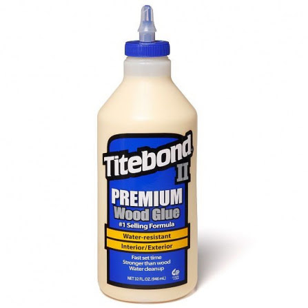 Lepidlo na dřevo D3 Titebond II Premium 946 ml