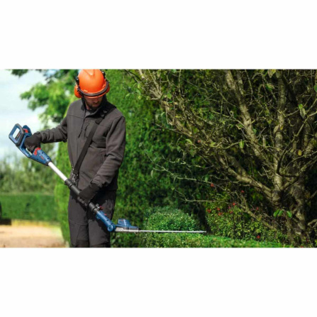 Aku nůžky na živý plot s prodlužovací tyčí Bosch Professional GHE 18V-50 TP bez aku 06008D5000 - 4 Aku nůžky na živý plot s prodlužovací tyčí Bosch Professional GHE 18V-50 TP bez aku 06008D5000 - 4