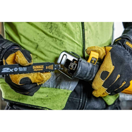 Aku pila šavlová 18V bez aku DeWalt DCS380N-XJ - 3