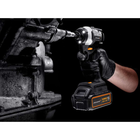 Sada aku vrtačky DCD85M a rázového utahováku DCF85M DeWalt edice McLaren DCK200MP2T - 6