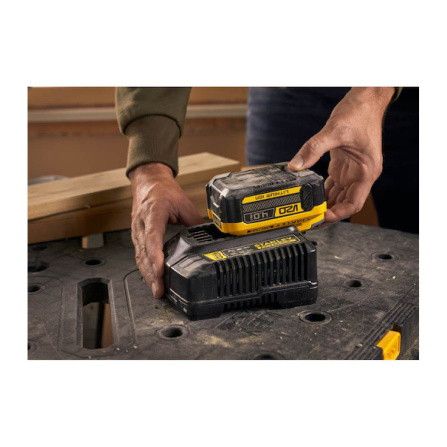 Startovací sada V20 4,0 Ah + nabíječka Stanley FatMax SFMCB14M1-QW - 2