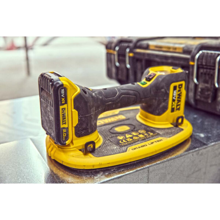 Aku podtlakový zvedák DeWalt 18V XR bez aku DCE590N - 7
