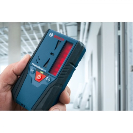 Křížový laser Bosch GCL 2-50 + přijímač LR6 0601066F01