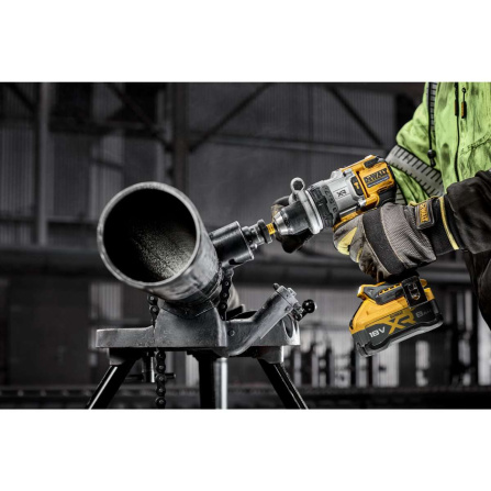 Aku vrtačka s příklepem DeWalt DCD1007NT-XJ bez aku - 6