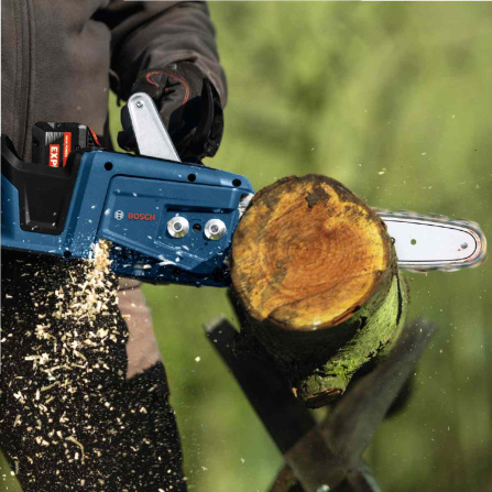 Aku pila řetězová Bosch Professional GKE 18V-30 bez aku 06008D3200 - 4 Aku pila řetězová Bosch Professional GKE 18V-30 bez aku 06008D3200 - 4