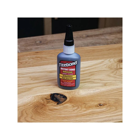 Lepidlo rychleschnoucí na dřevo Titebond Instant Medium Jet Black 59 ml - 4