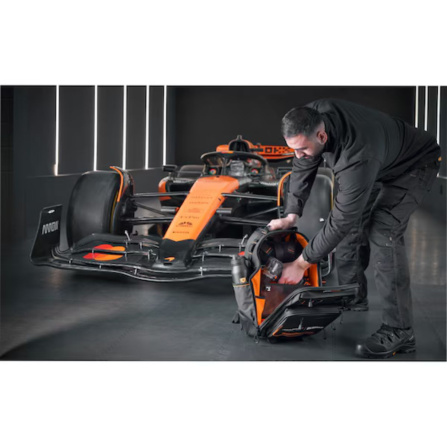 Batoh na nářadí s teleskopickou rukojetí a kolečky DeWalt edice McLaren DWST60101-9 - 8 Batoh na nářadí s teleskopickou rukojetí a kolečky DeWalt edice McLaren DWST60101-9 - 8