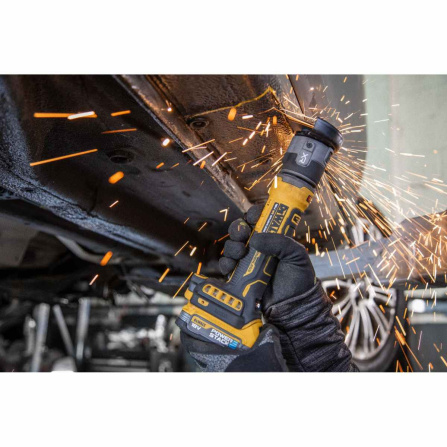 Aku úhlová přímá bruska DeWalt DCG430N bez aku - 5 Aku úhlová přímá bruska DeWalt DCG430N bez aku - 5