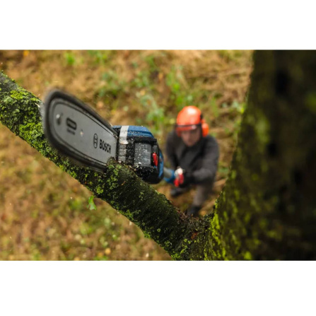 Aku prořezávací pila s prodlužovací tyčí Bosch Professional GKE 18V-25 TP bez aku 06008D6000 - 4