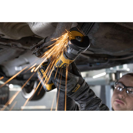 Aku úhlová přímá bruska DeWalt DCG430N bez aku - 7 Aku úhlová přímá bruska DeWalt DCG430N bez aku - 7