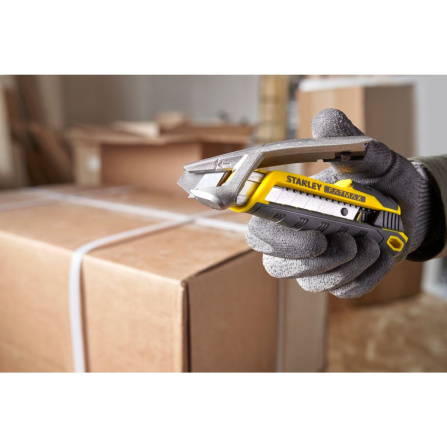 Nůž ulamovací s jezdcem Stanley Fatmax FMHT10594 - 6